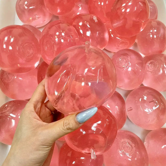 
Chiboki Slushy Apple Squishy – Moldable Stress Ball