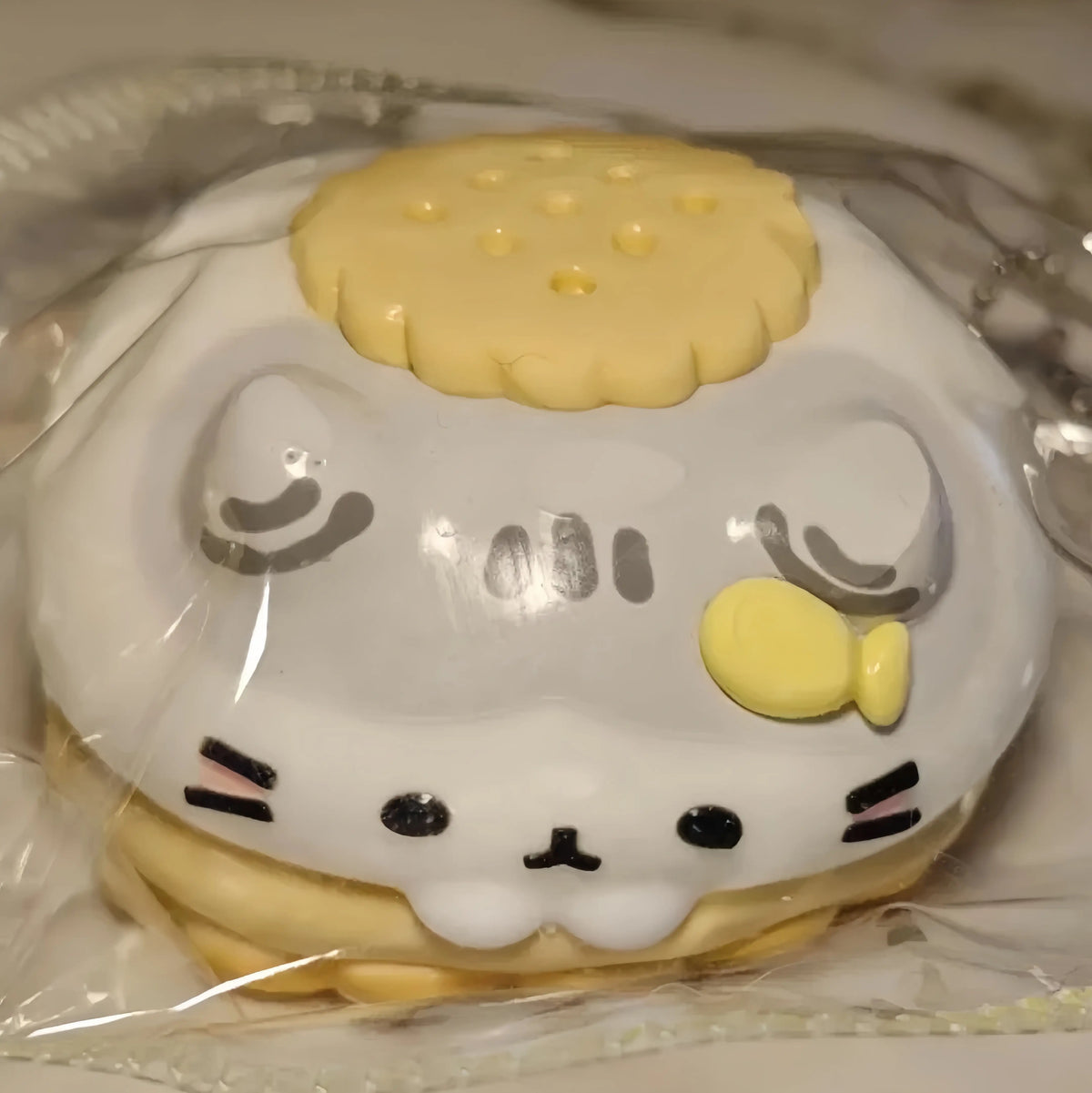 Kocie ciastka squishy — klasyczne i halloweenowe wzory