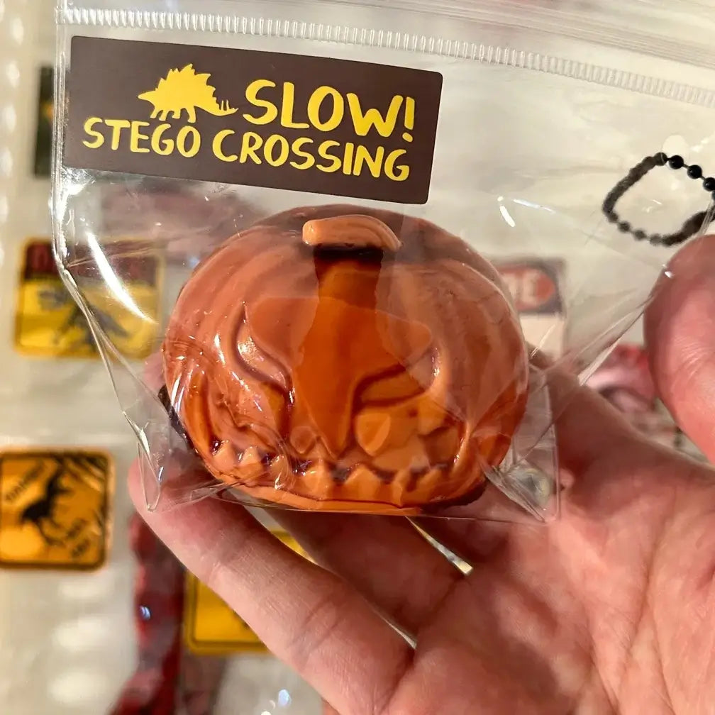 Handmade Halloween Realistic Bleeding Heart & Brain Silicone Stress Relief Toy Angry Pumpkin