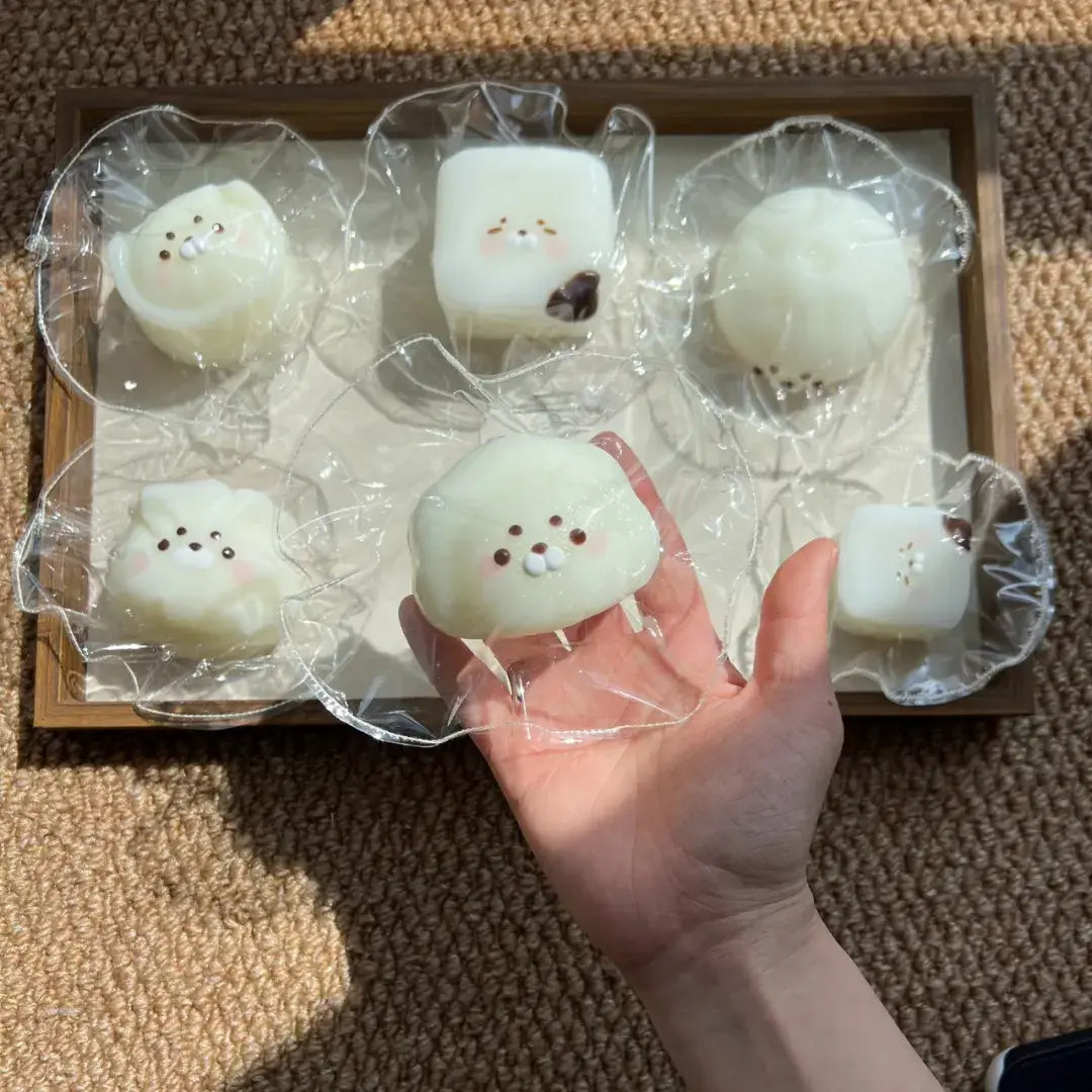 Handmade Cute Rice & Seal Mochi Squishy Toy - Soft ASMR Stress Relief Glutinous Rice Seal Dumplings 122g