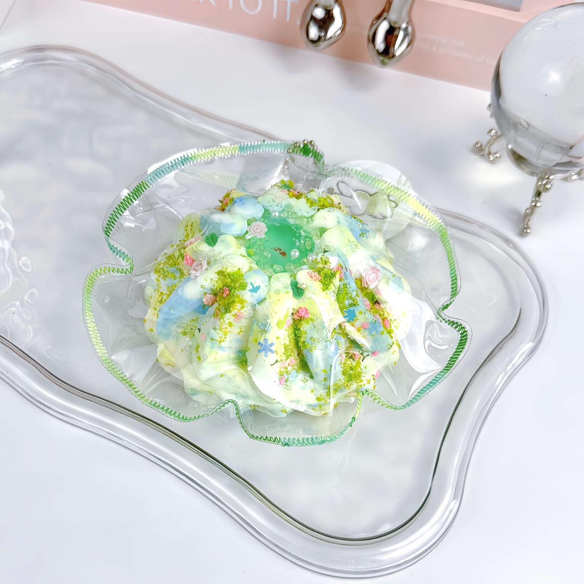 Clear silicone squishy Emerald Fantasy Butterfly Pool Gugelhupf mini cake with water burst effect