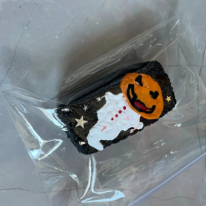 Halloweenowe gniotki o kremowo-ciastowej konsystencji