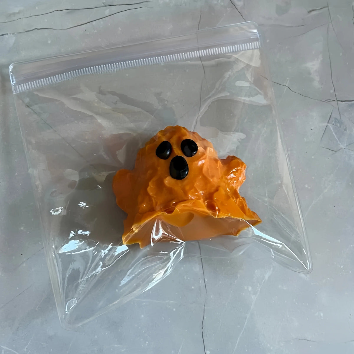 Halloweenowe gniotki o kremowo-ciastowej konsystencji