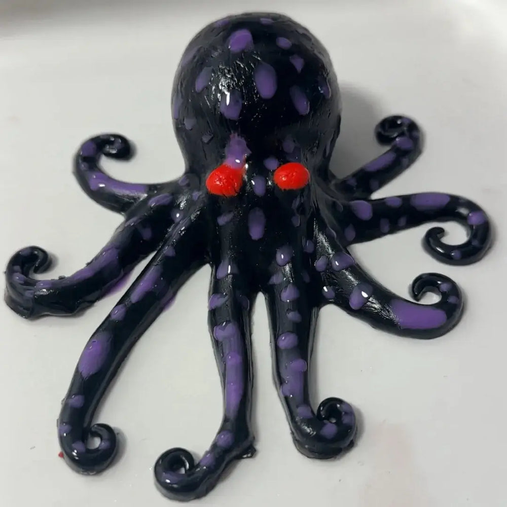 Handmade Halloween Realistic Bleeding Heart & Brain Silicone Stress Relief Toy Purple-Ringed Black Octopus