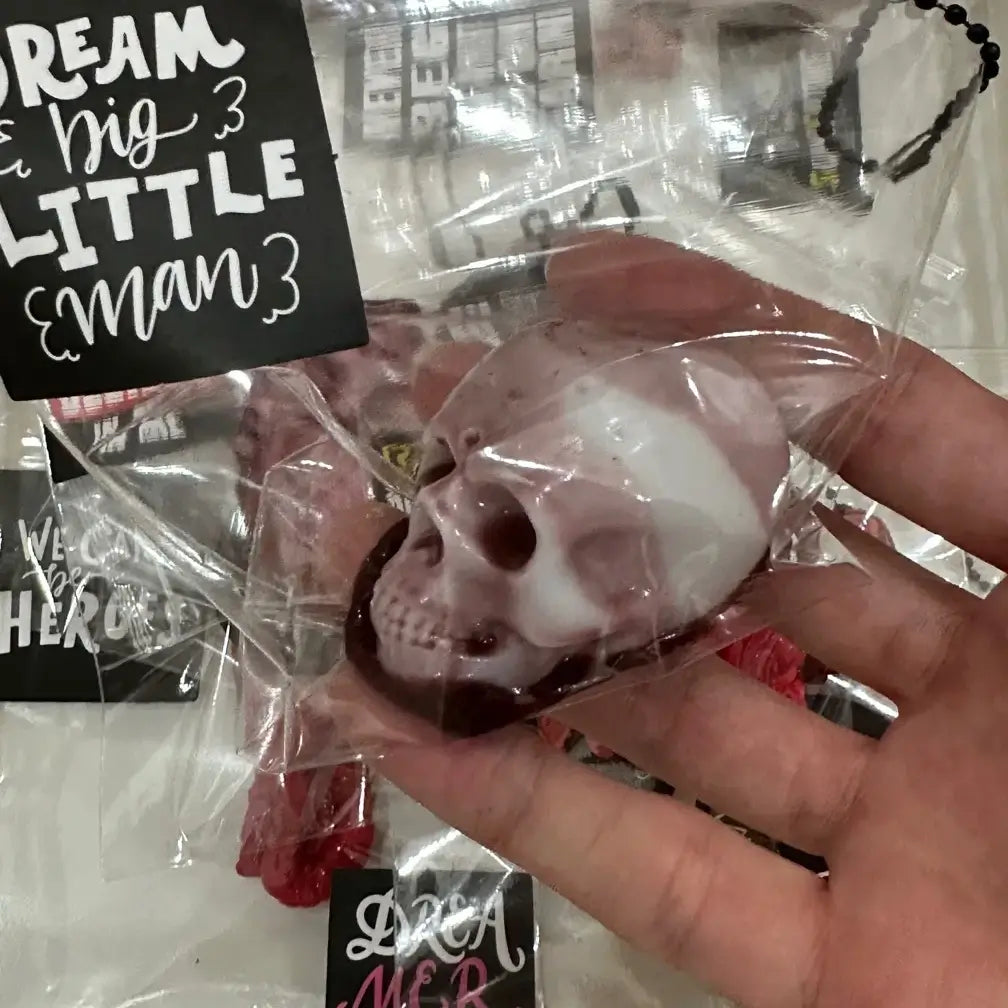 Handmade Halloween Realistic Bleeding Heart & Brain Silicone Stress Relief Toy Small Skull